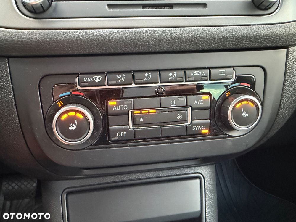 Volkswagen Golf Plus 1.6 TDI DPF DSG Life - 28