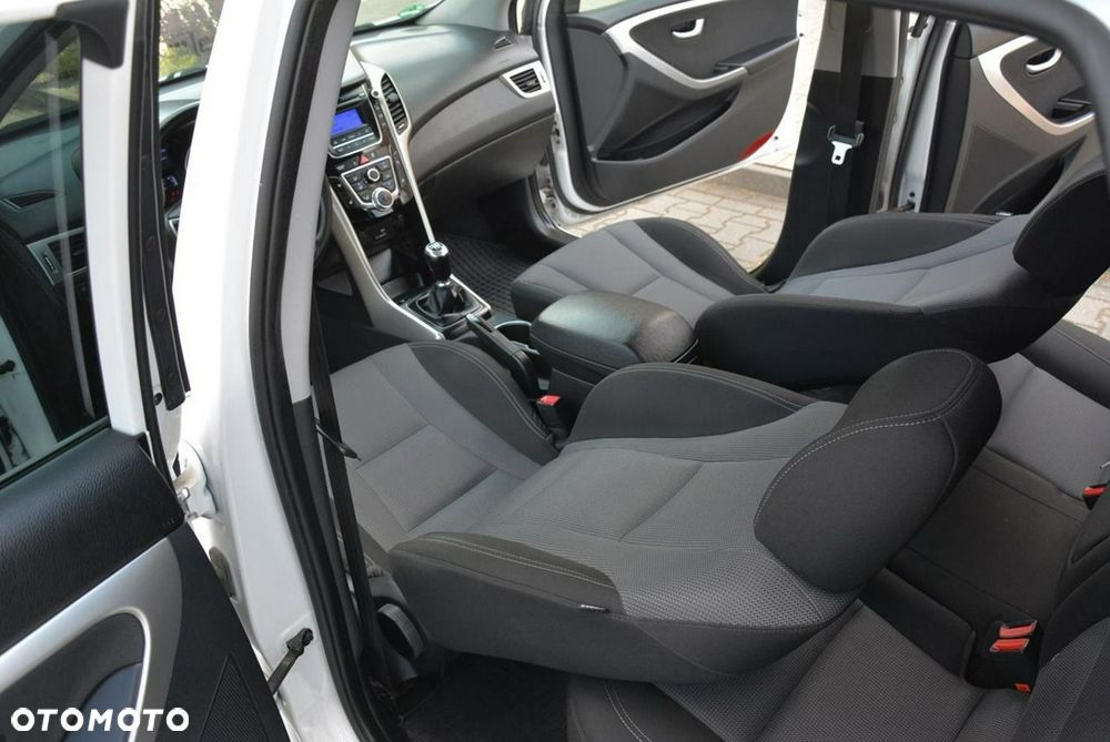 Hyundai i30 1.4 Comfort - 20