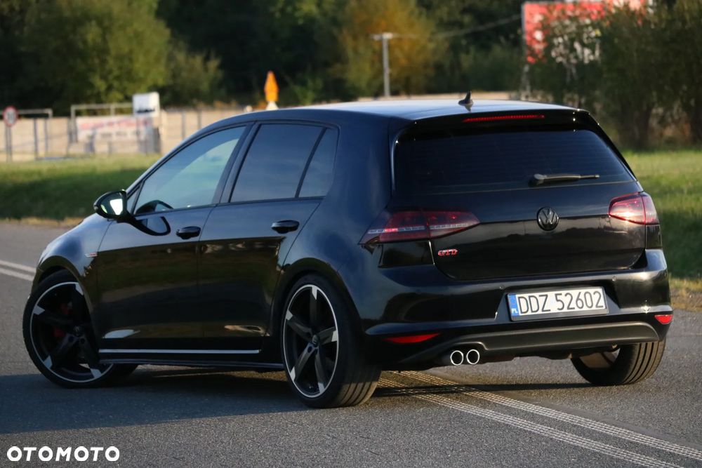 Volkswagen Golf 2.0 TDI BMT GTD DSG - 26