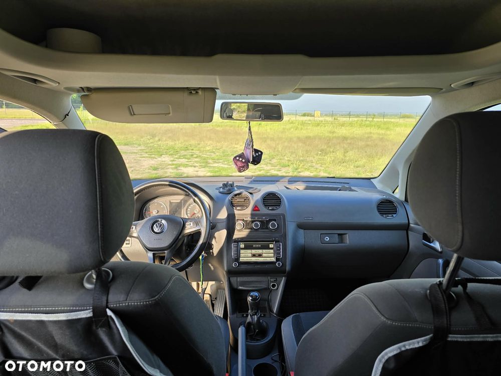 Volkswagen Caddy Maxi Comfortline BMT - 9