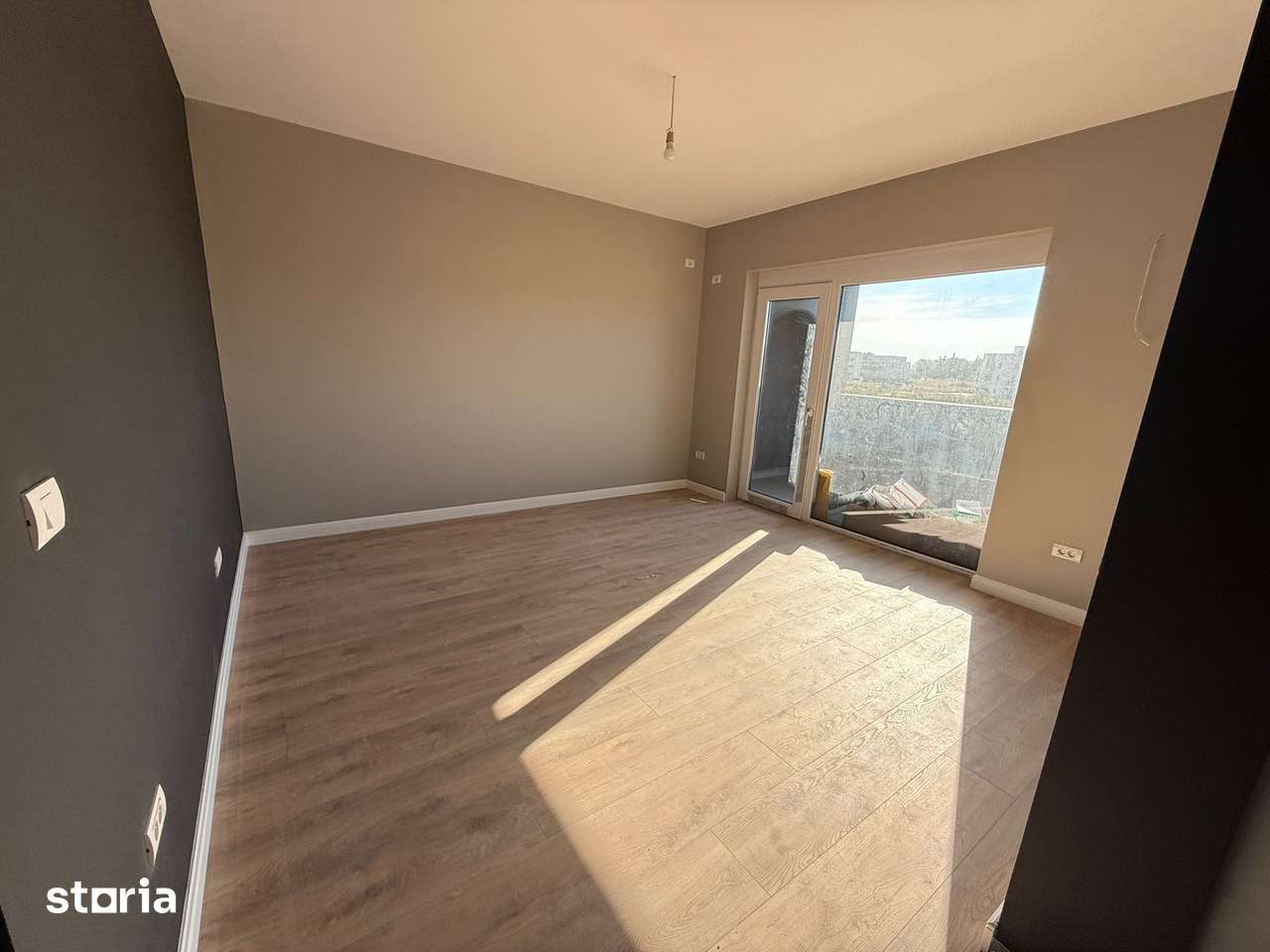 APARTAMENTCU DOUA CAMERE FACUT CU DESIGNER-BRAYTIM-LUX — fotografia 3
