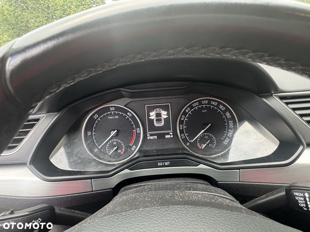 Skoda Superb 2016 photo 3