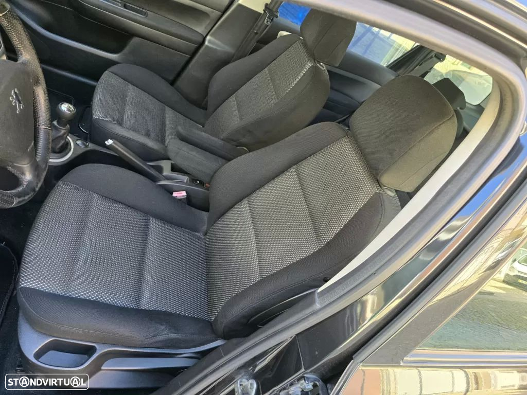 Peugeot 307 SW 1.6 HDi FAP SE Navteq - 9