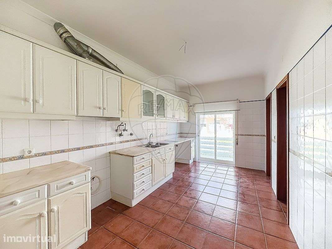 Apartamento T2 para arrendamento - Grande imagem: 2/14