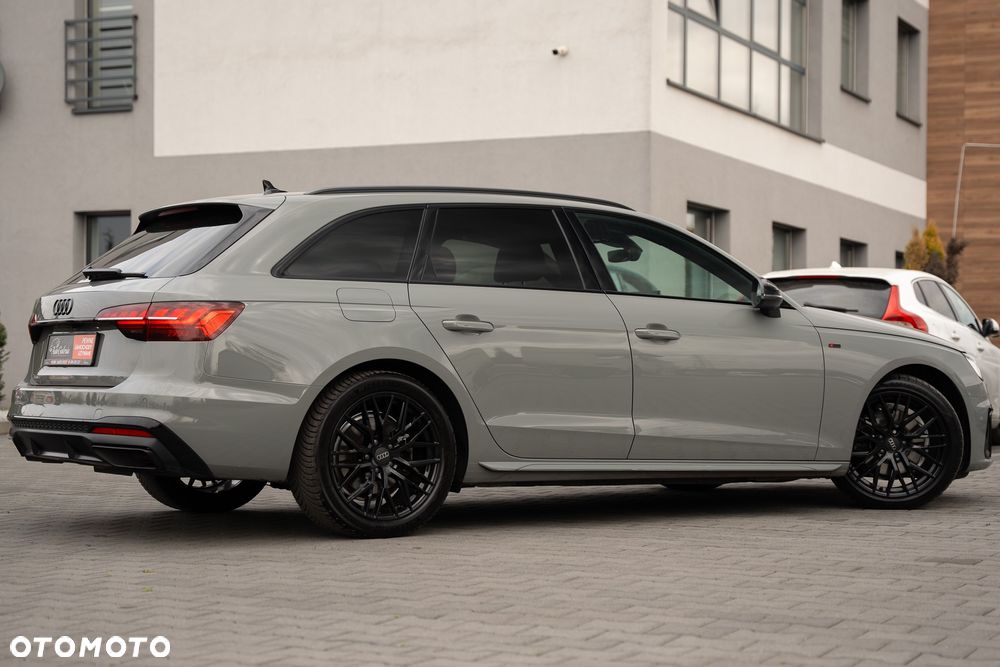 Audi A4 Avant 35 TFSI S tronic S line - 12