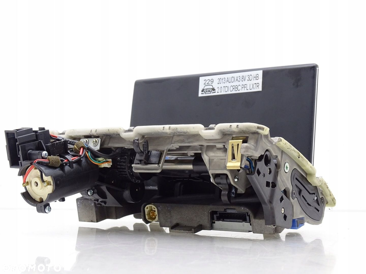 EKRAN WYŚWIETLACZ MONITOR LCD MMI NAVI NAWIGACJI AUDI A3 8V 8V0857273F - 2