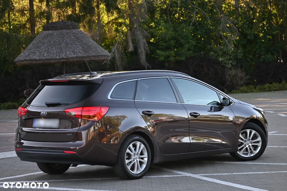Kia Ceed 1.6 CRDi 128 Platinum Edition - 14