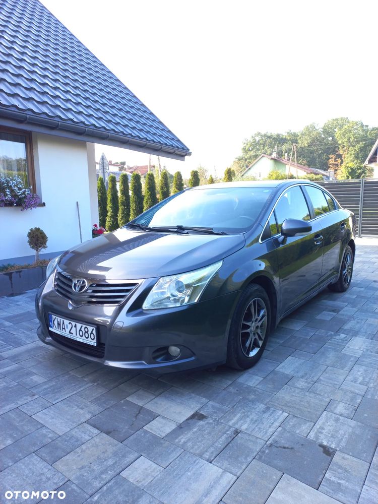 Toyota Avensis 2.0 D-4D Sol+NAVI - 1