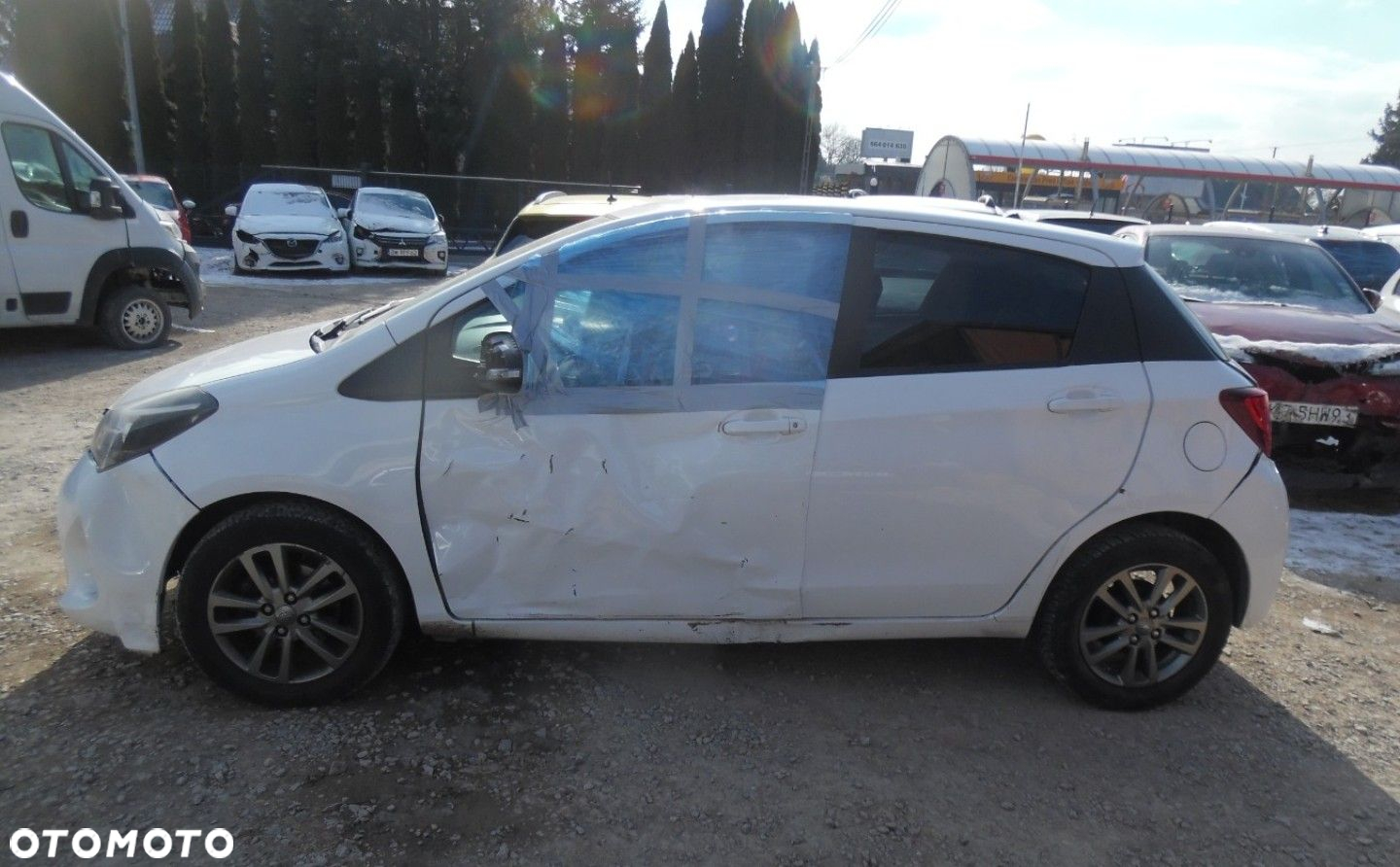 Toyota Yaris - 24