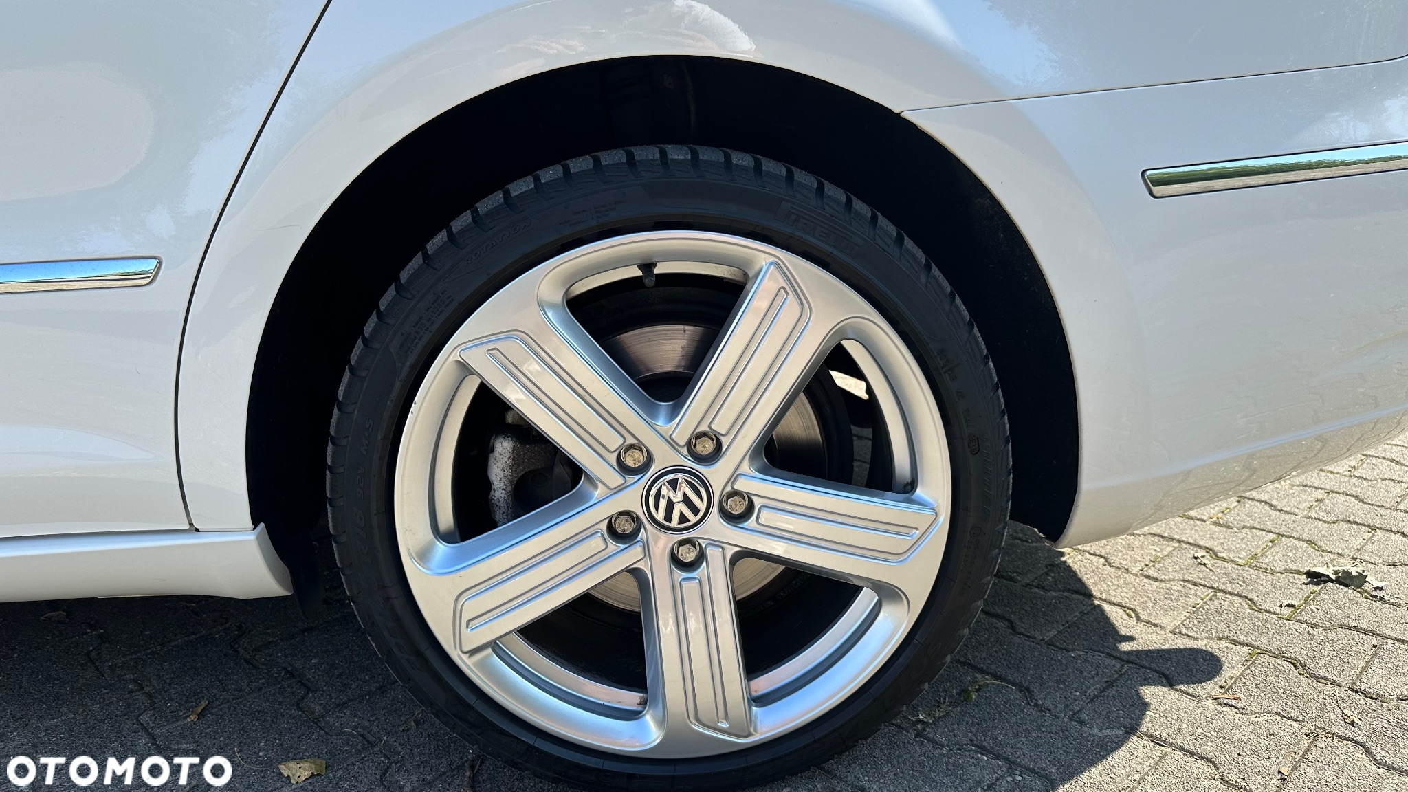 Volkswagen CC 3.6 V6 4Motion DSG - 25