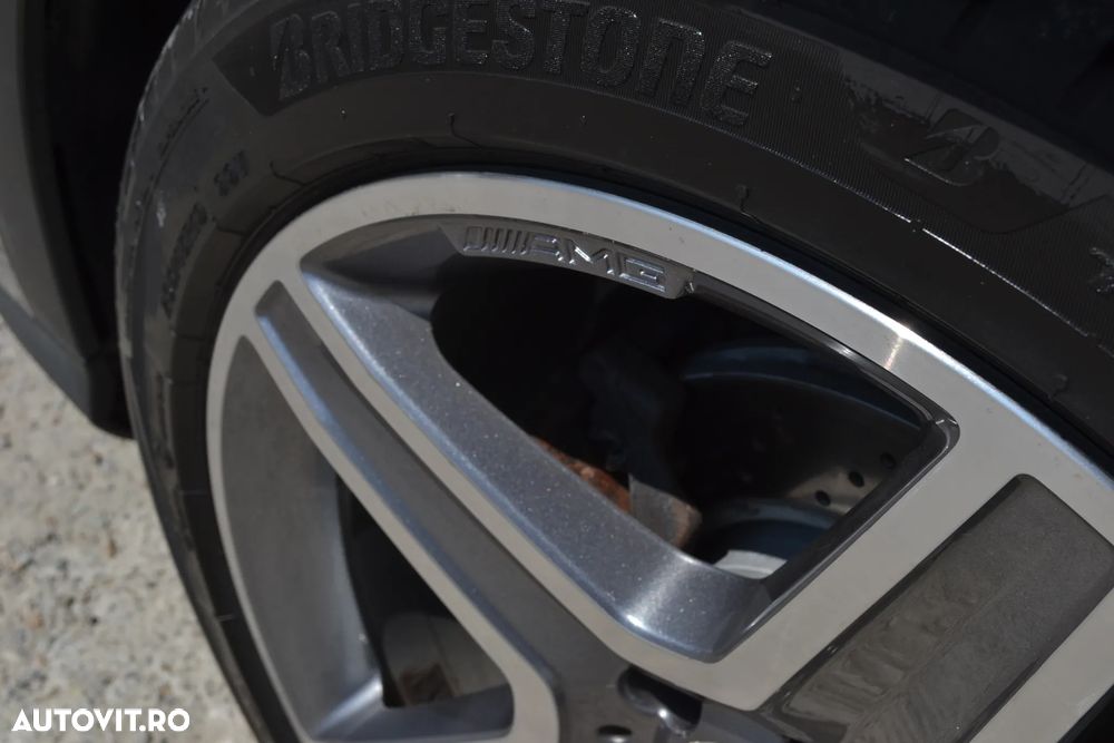 Mercedes-Benz GLA 200 7G-DCT AMG Line - 38