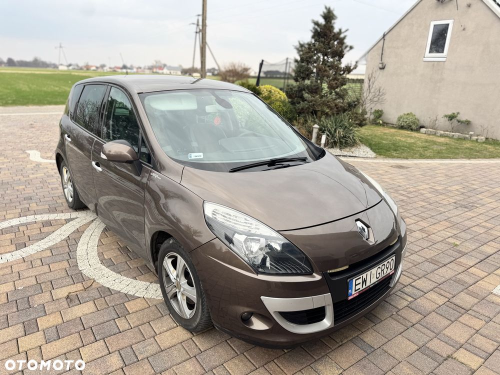 Renault Scenic - 1
