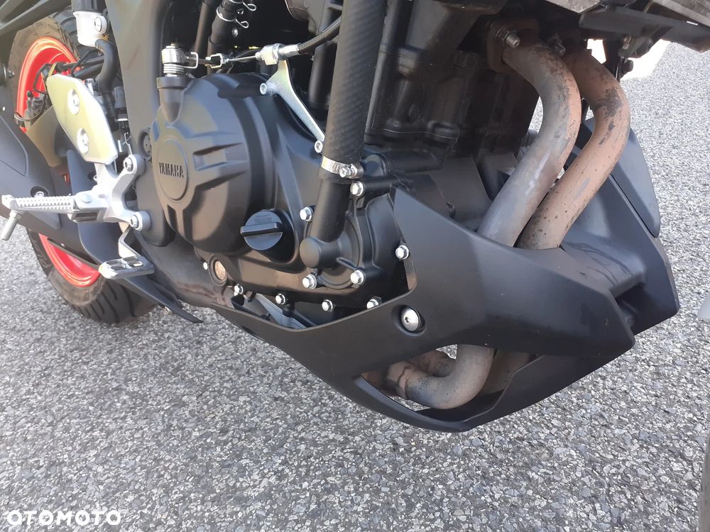 Yamaha MT - 17