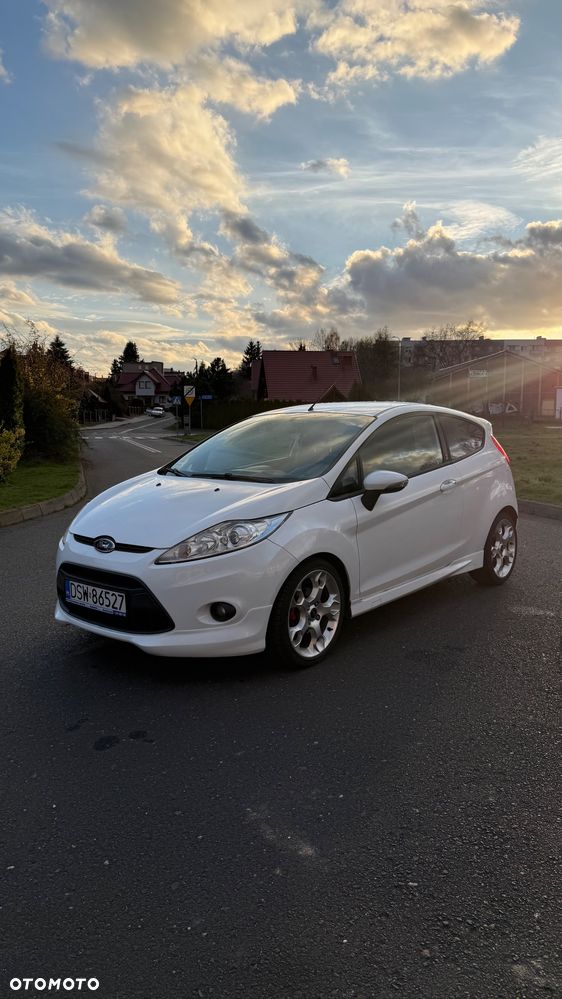 Ford Fiesta 1.6 Ti-VCT Sport - 2