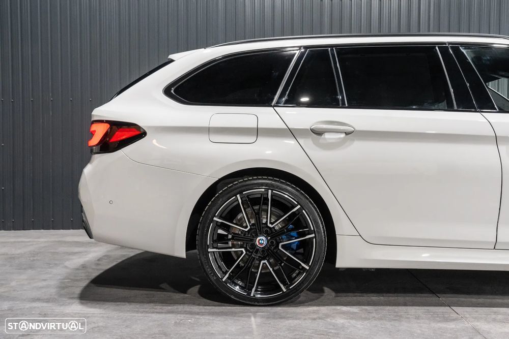 BMW 530 e Pack Desportivo M - 45
