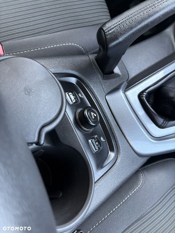 Ford Focus - 14