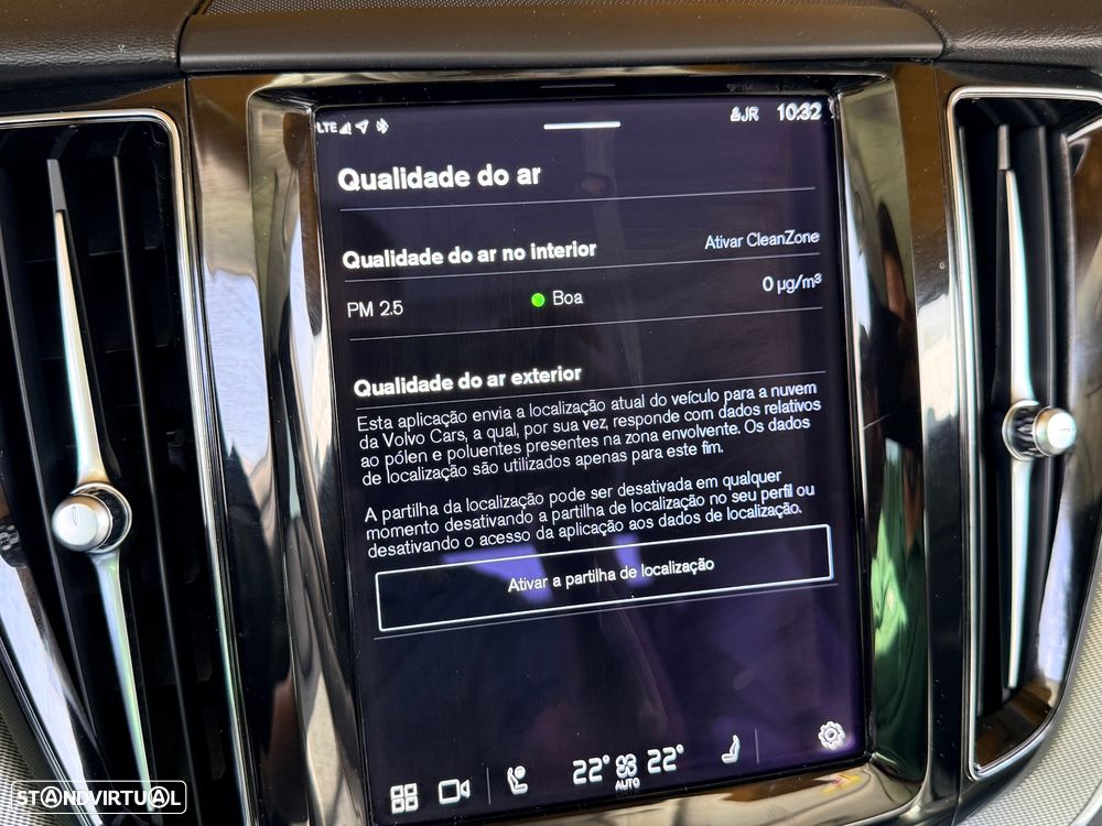 Volvo XC 60 2.0 T6 PHEV R-Design Expression AWD - 33