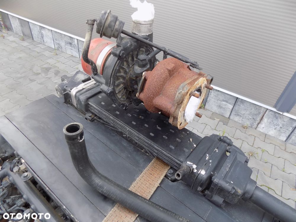 Deutz Fendt Silnik głownica wał korbowód miska TCD 2012 L06 4V  820 / deutz TTV620 - 12