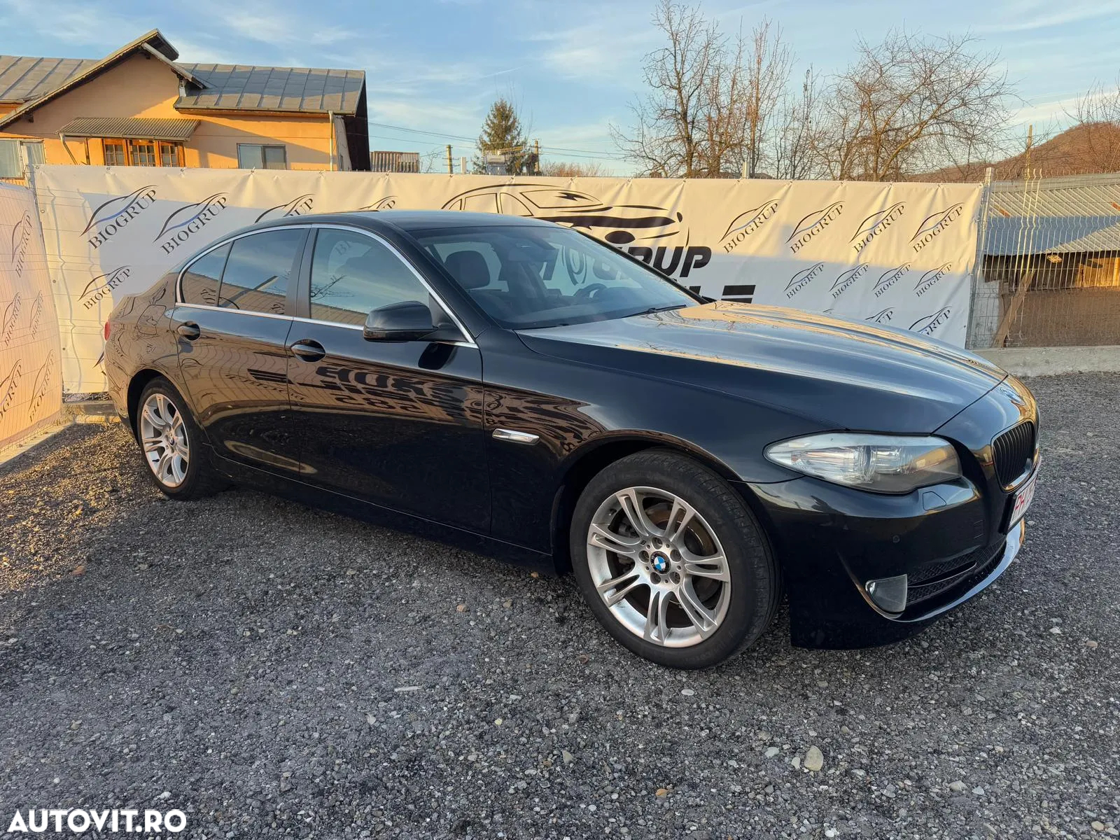 BMW Seria 5 520d Aut. - 10