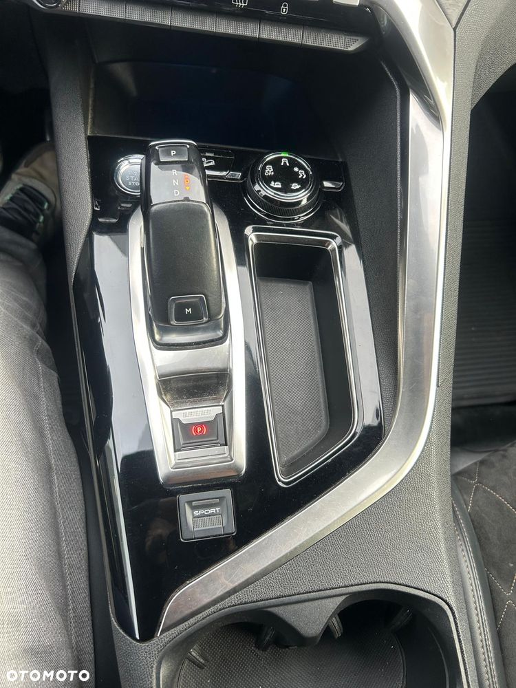 Peugeot 3008 BlueHDi 180 Stop & Start EAT8 GT - 30