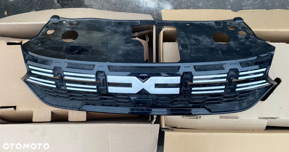 Dacia Sandero 3 III Logan LIFT  ATRAPA chłodnicy GRILL oryginał Wwa - 2