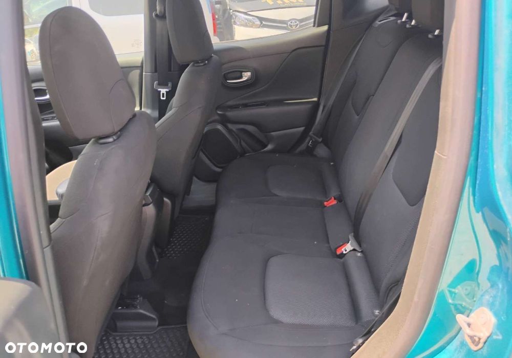 Jeep Renegade - 10