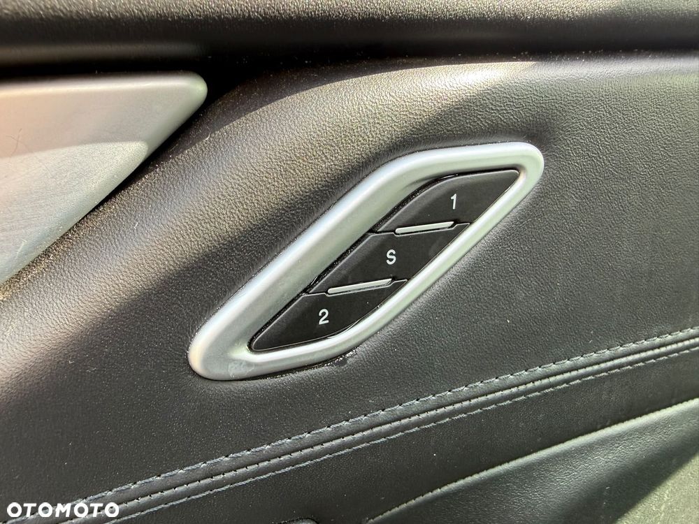 Maserati Levante S Q4 - 24
