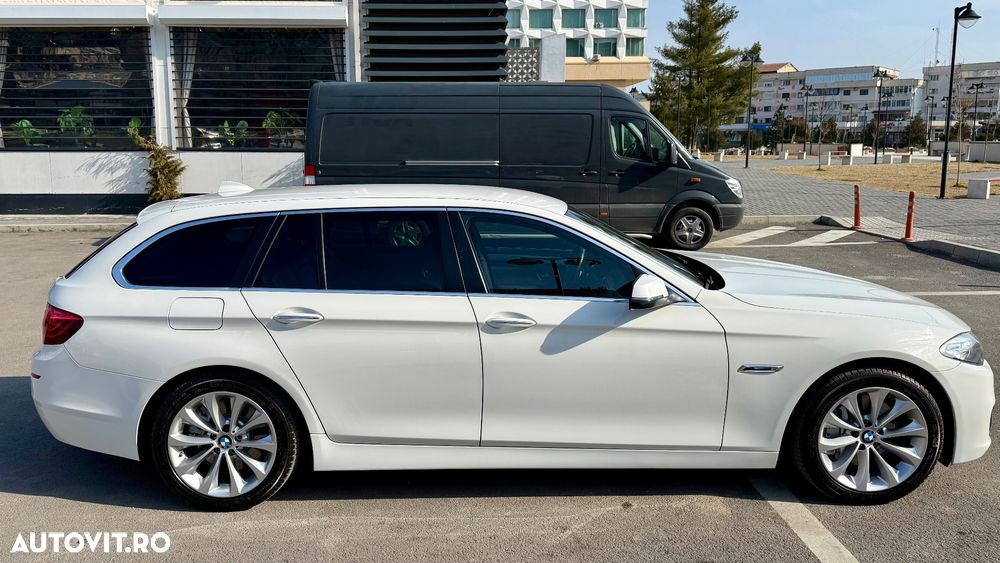 BMW Seria 5 530d xDrive Sport-Aut. Modern Line - 4