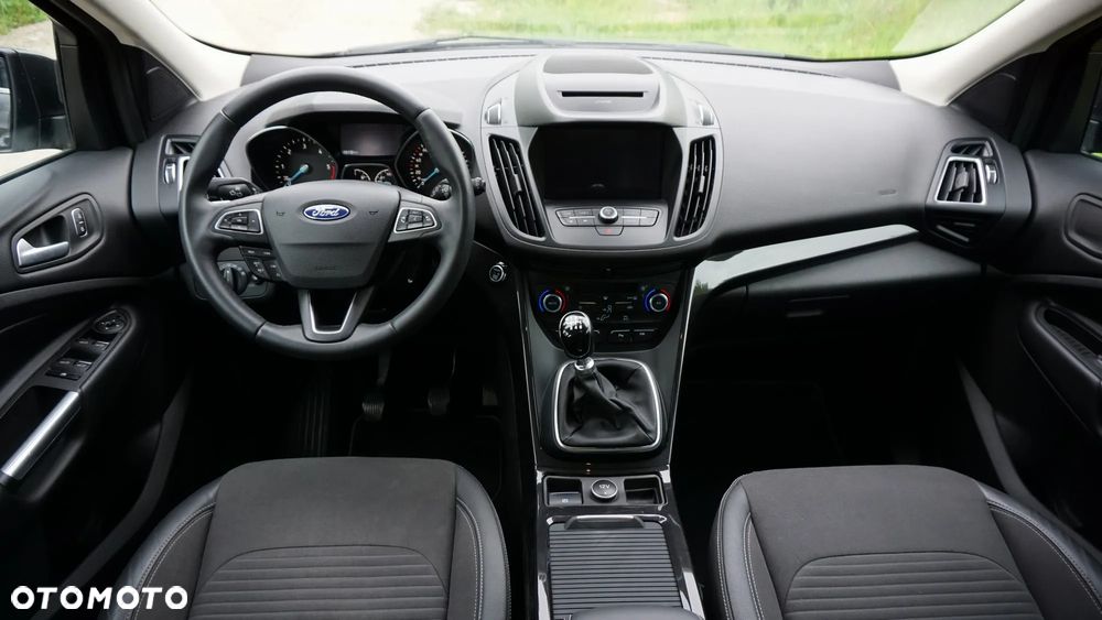 Ford Kuga 1.5 TDCi FWD Titanium - 18