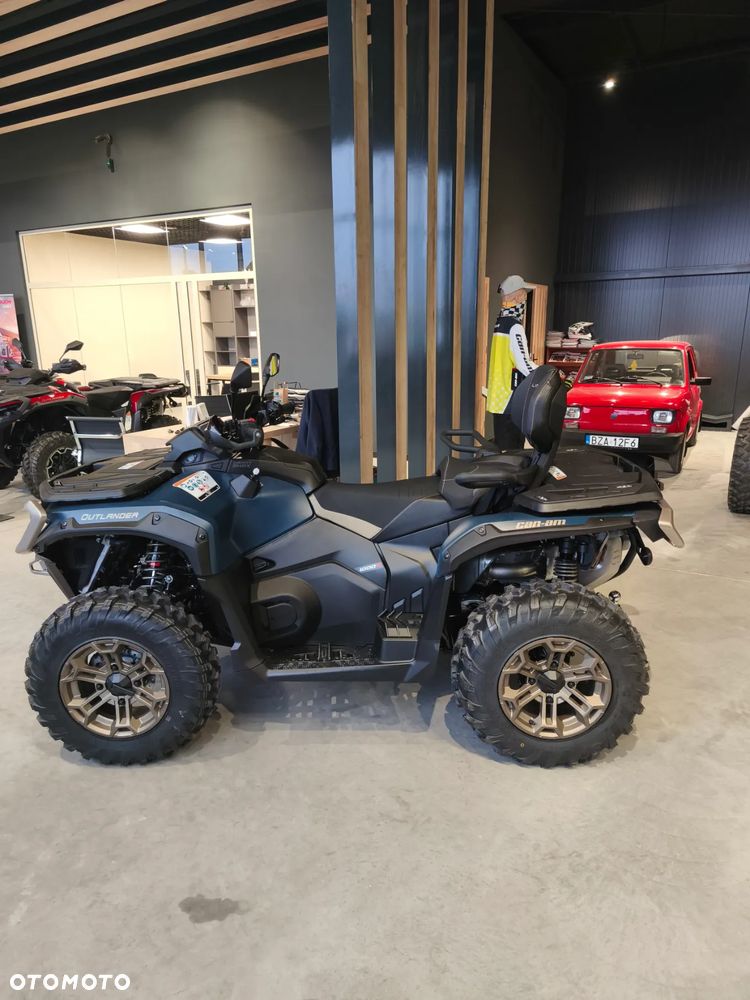 Can-Am Outlander Max - 4