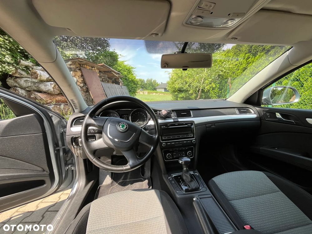 Skoda Superb 1.8 TSI Ambition DSG - 39