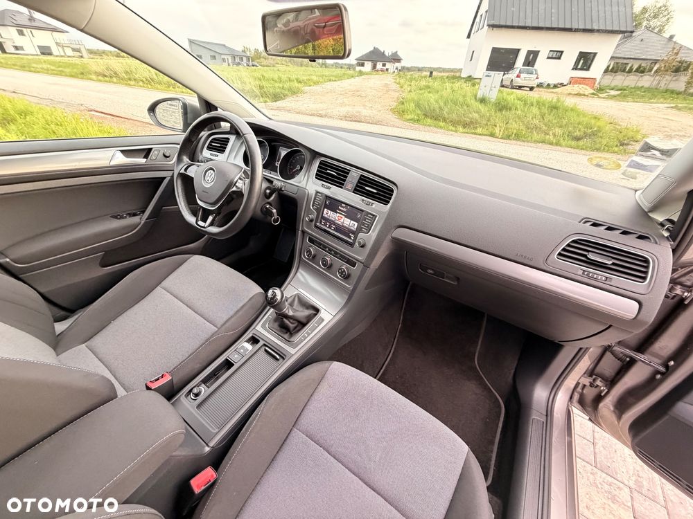 Volkswagen Golf 1.6 TDI BlueMotion Comfortline - 7