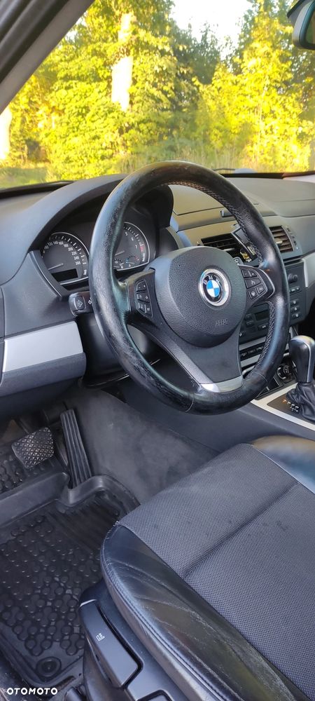 BMW X3 2.5si - 23