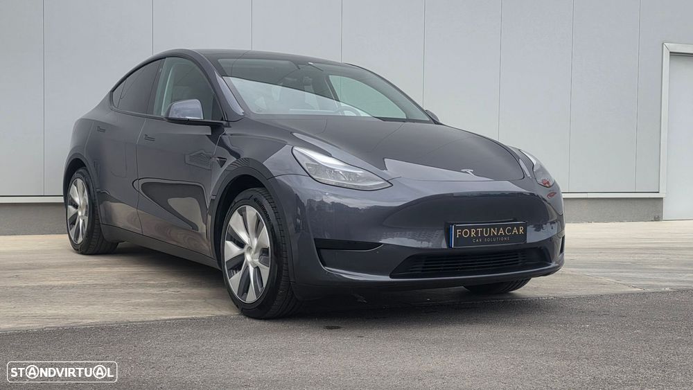 Tesla Model Y Standard - 4