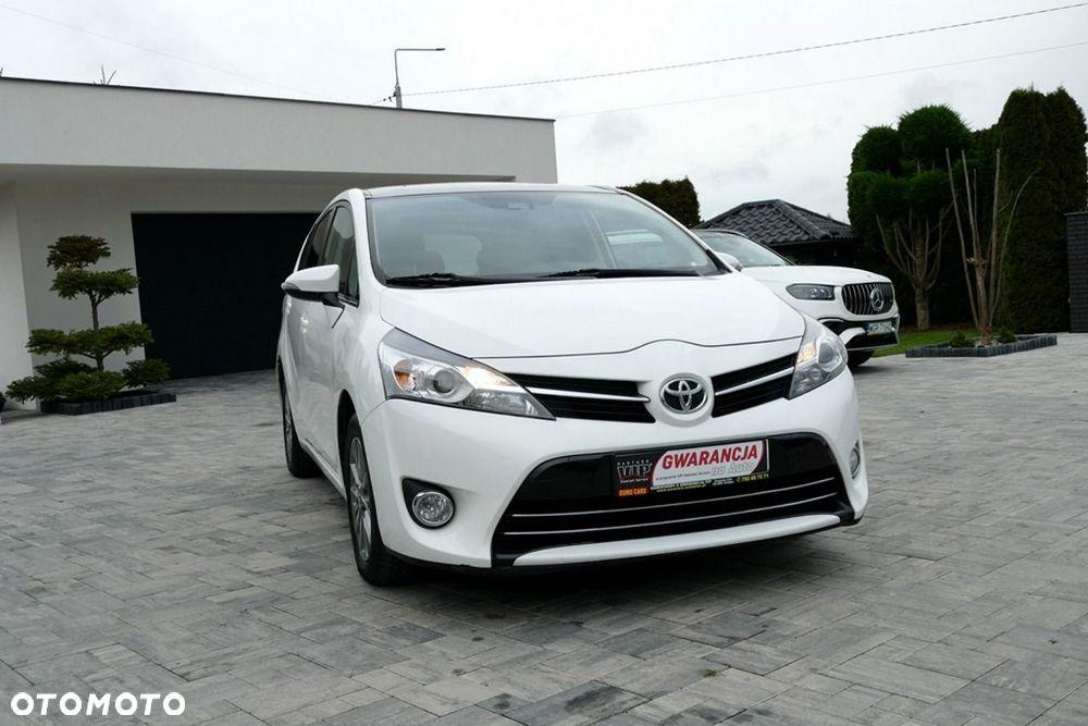 Toyota Verso 1.6 D-4D Premium - 21