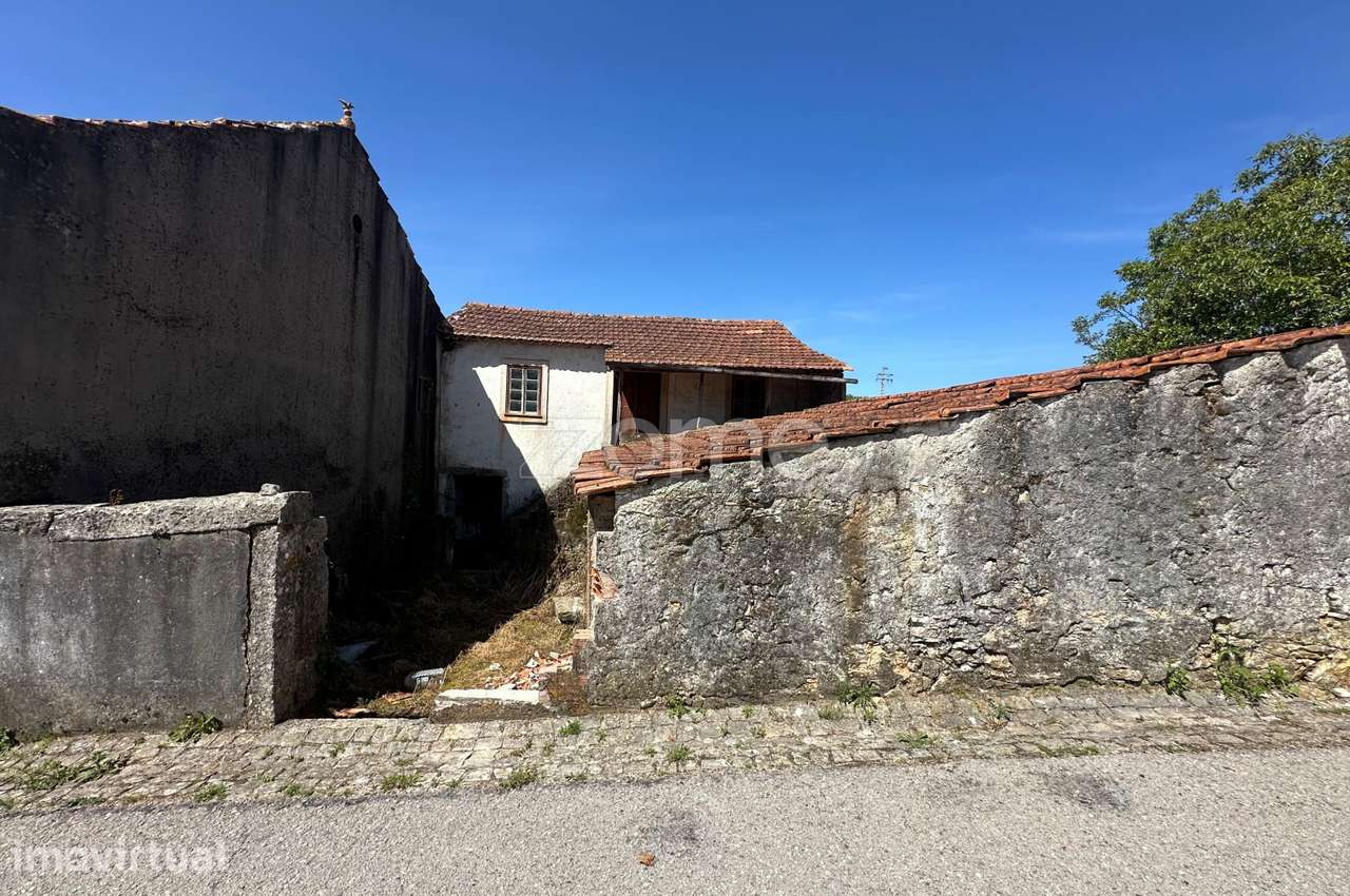 Moradia T3 em Lagarteira - Ansião por 54.500€ - Grande imagem: 2/23