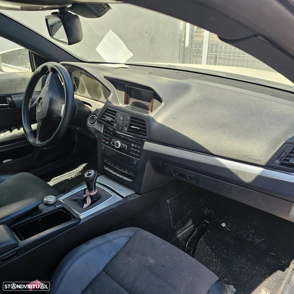 Mercedes-Benz E 220 CDI Avantgarde - 8