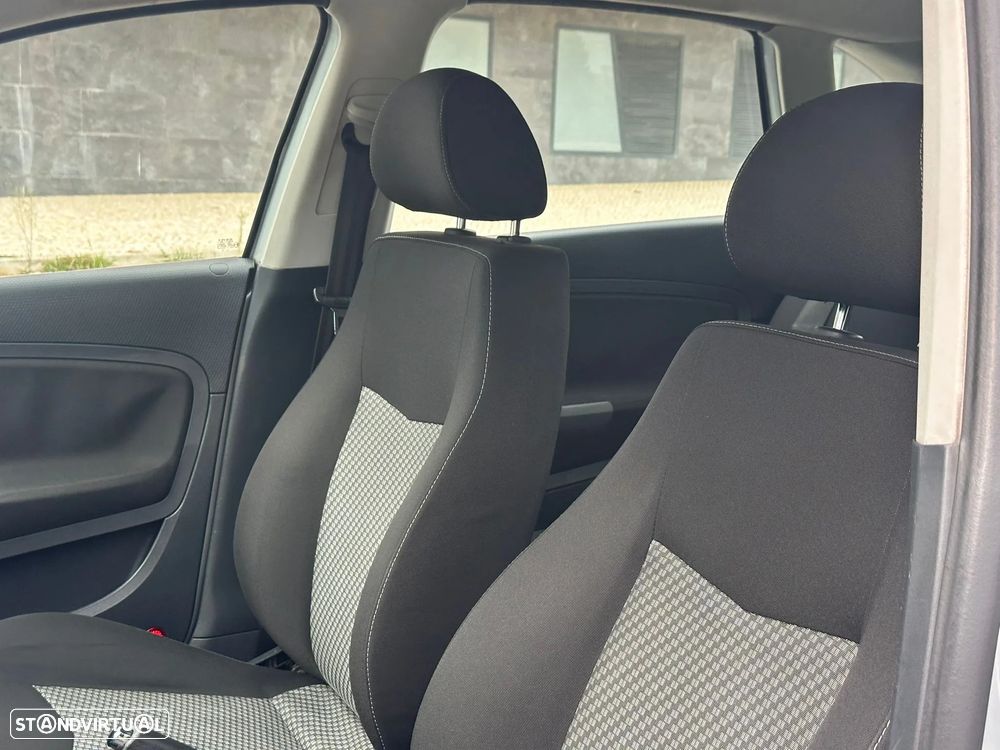 SEAT Ibiza 1.2 12V Stylance - 18