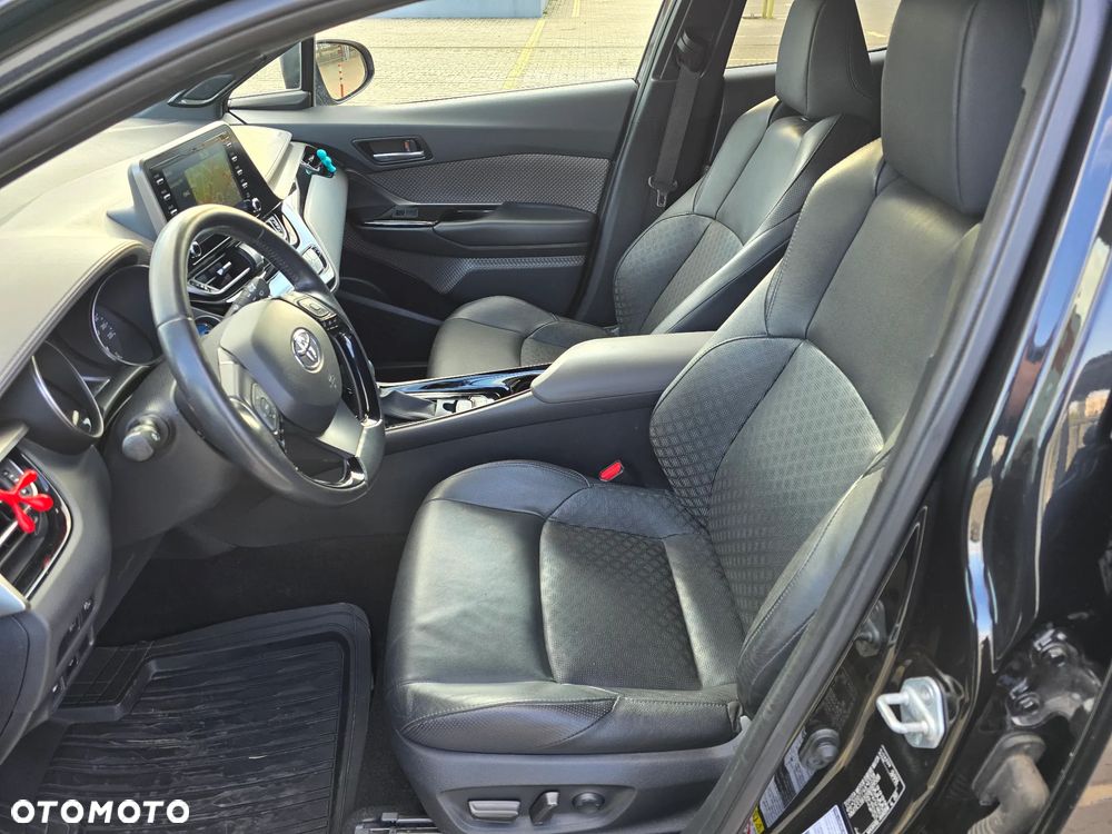 Toyota C-HR 2.0 Hybrid Executive - 14