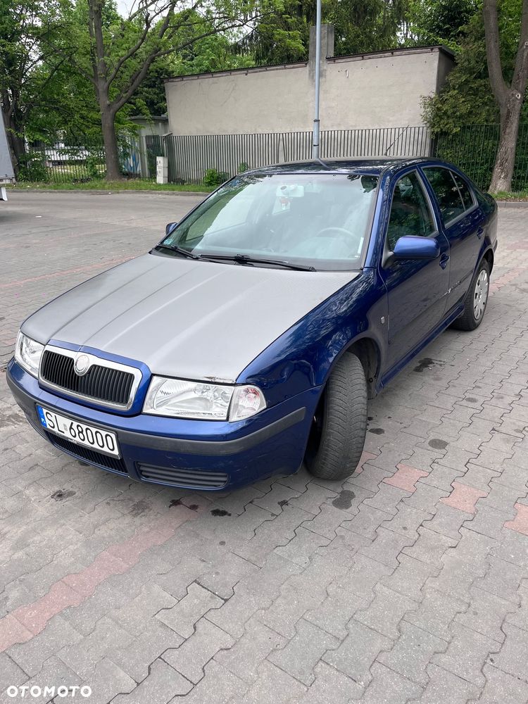 Skoda Octavia 1.6 Tour - 1