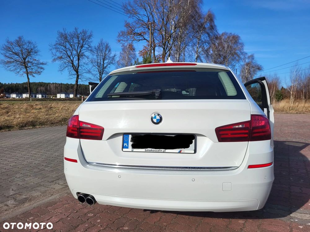 BMW Seria 5 520d xDrive Luxury Line - 4