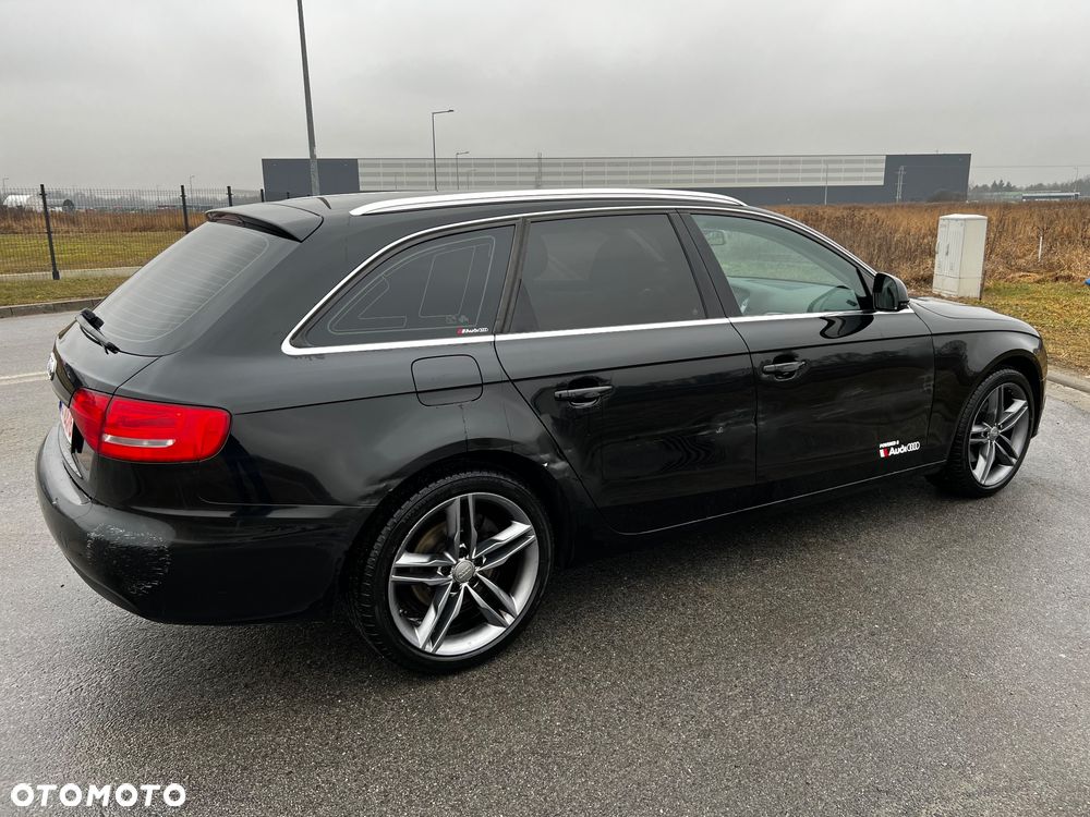 Audi A4 Avant - 9