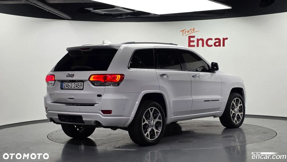 Jeep Grand Cherokee - 3