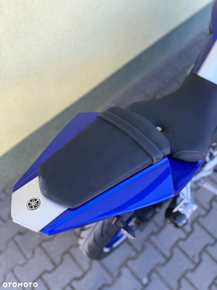 Yamaha YZF - 11