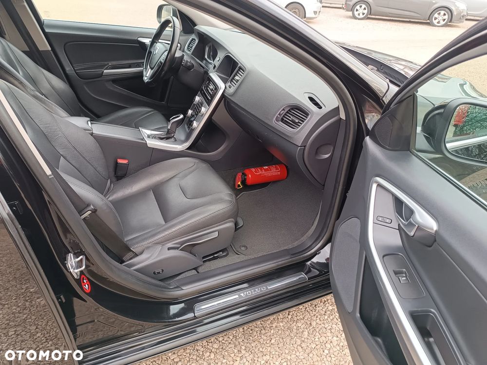 Volvo V60 D2 Drive-E Summum - 33