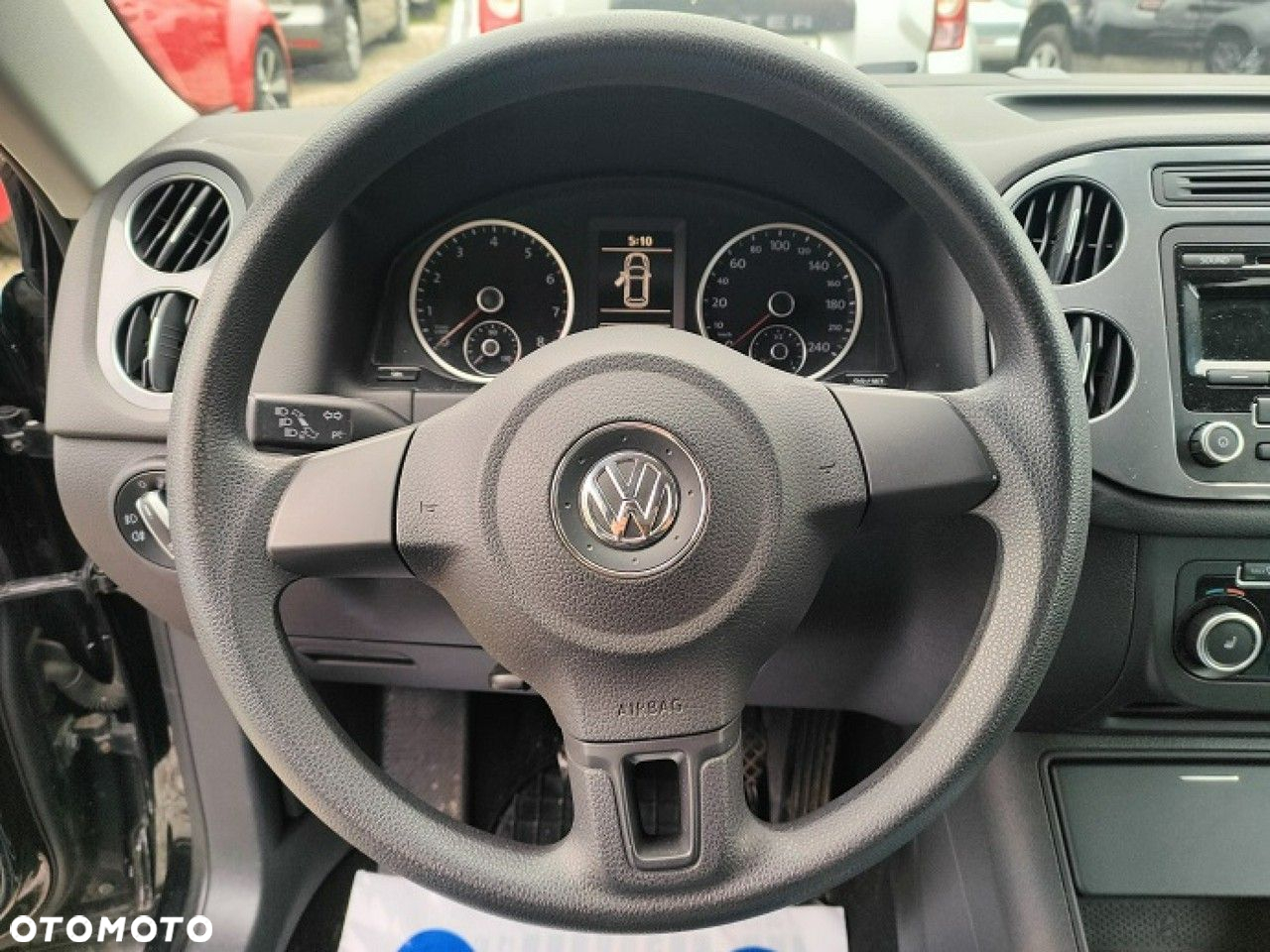 Volkswagen Tiguan - 13