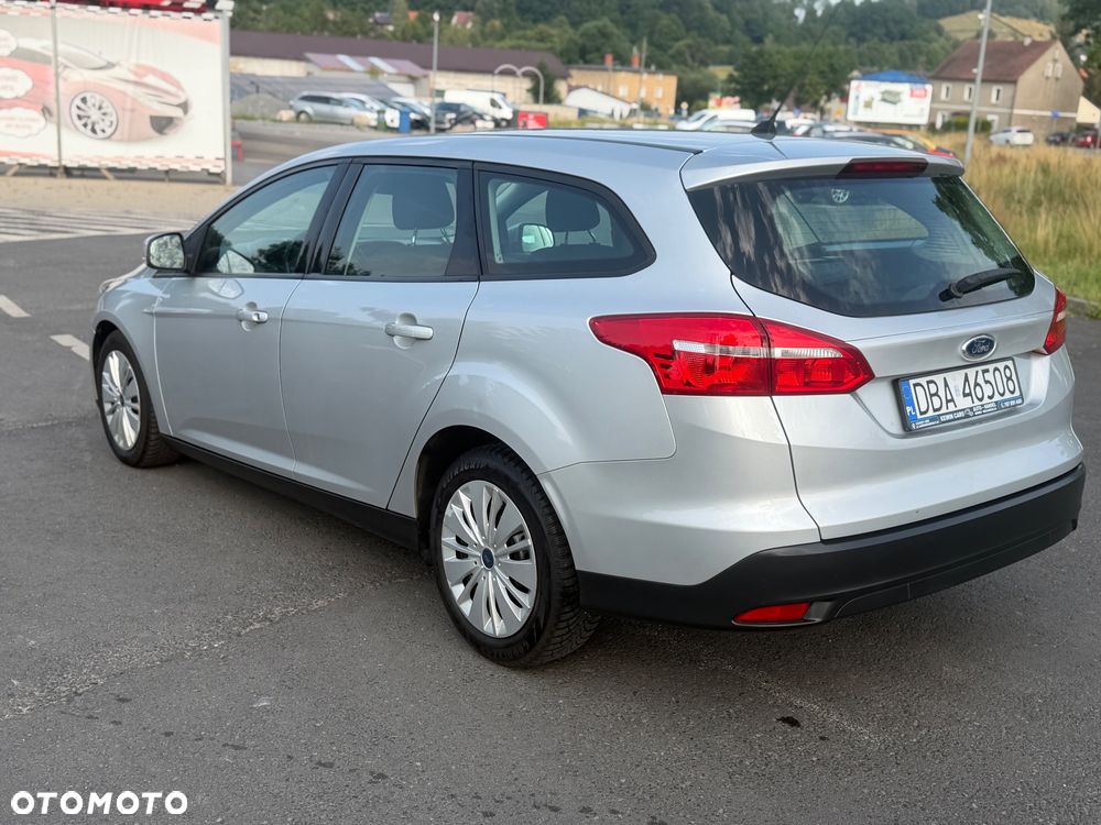 Ford Focus 1.0 EcoBoost 99g Trend - 11