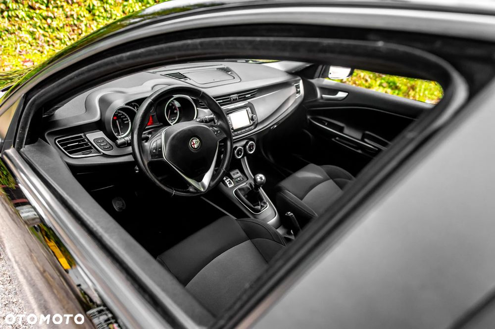 Alfa Romeo Giulietta 1.4 TB 16V Multiair Collezione - 21