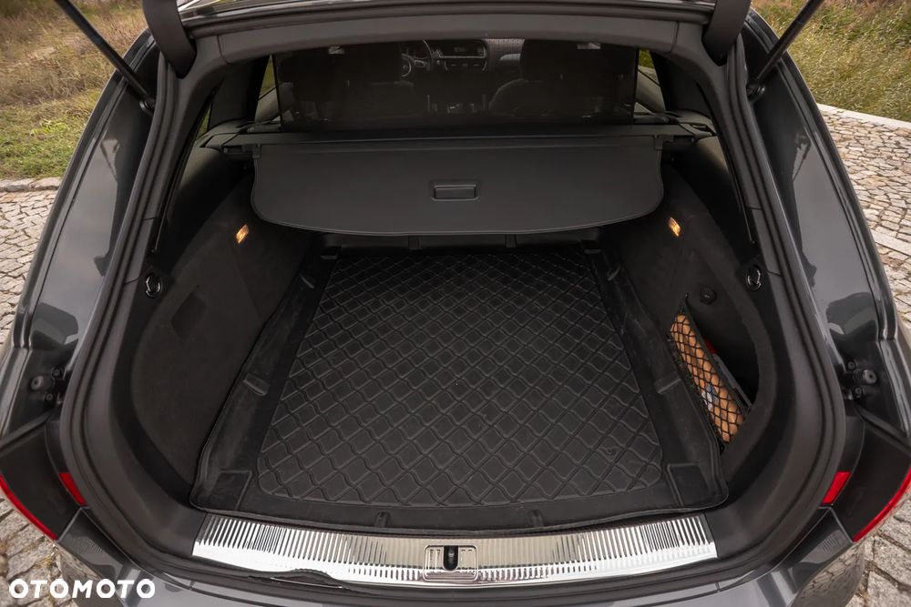 Audi A4 Avant - 30