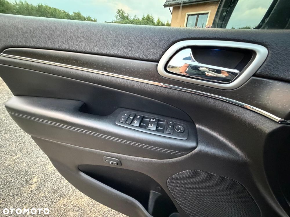 Jeep Grand Cherokee 3.0 CRD Limited - 33